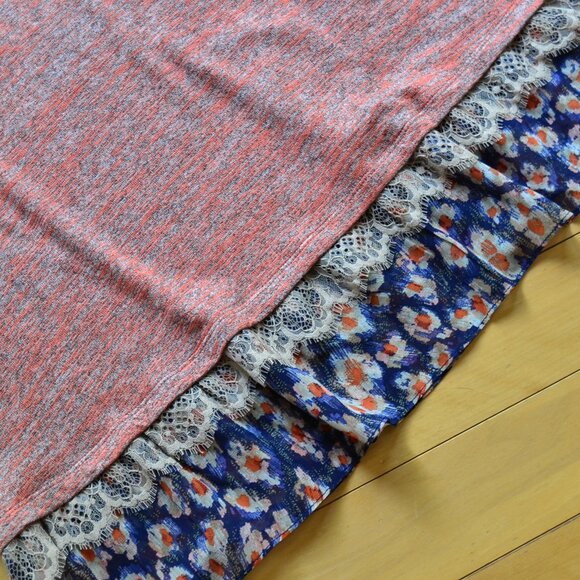 LOGO Lori Goldstein Space Dye Sweater Knit Top with Tier Red US S - Picture 12 of 12